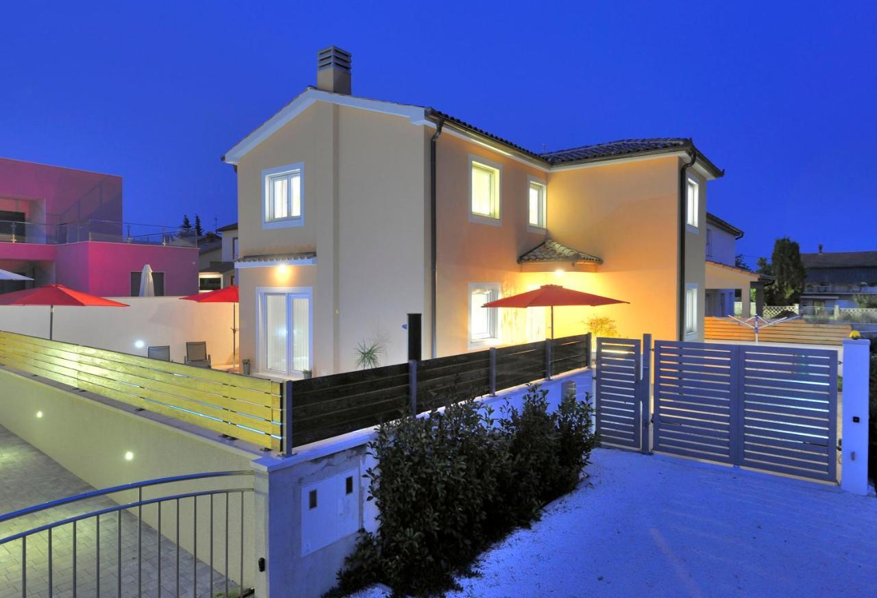 Villa With Private Pool In Village Jadreski Pula Eksteriør billede