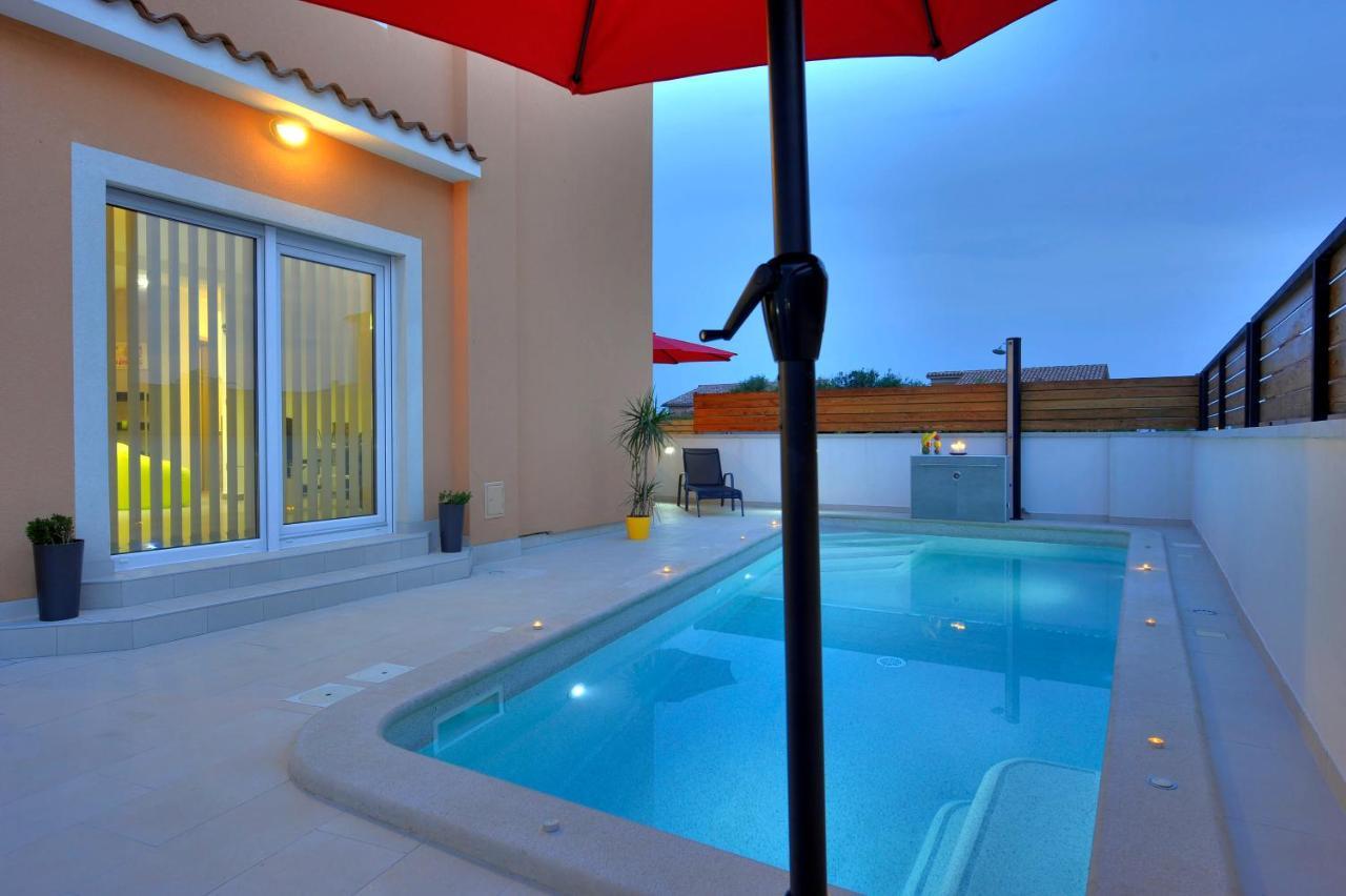 Villa With Private Pool In Village Jadreski Pula Eksteriør billede